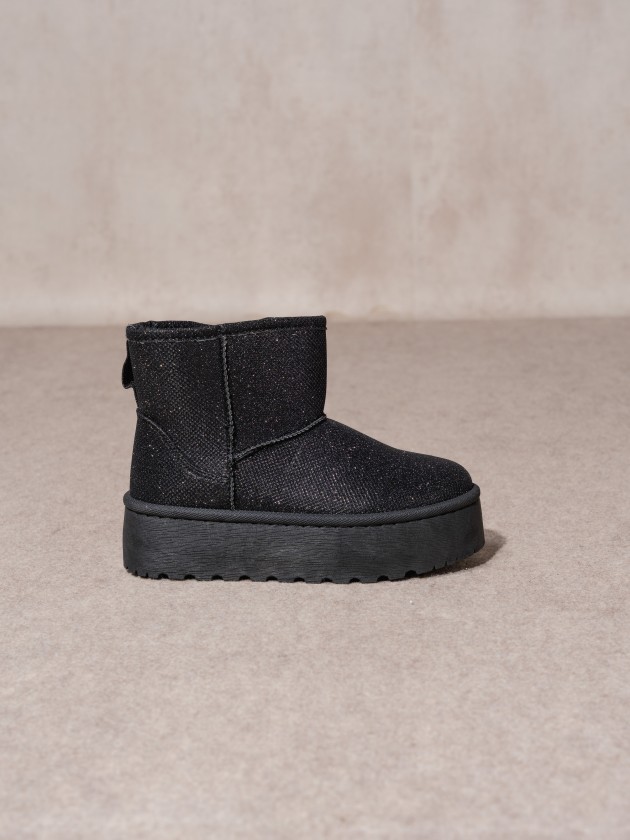 Botas com brilhantes