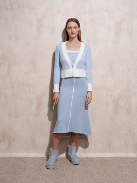 Cardigan court aux couleurs contrastes et col v