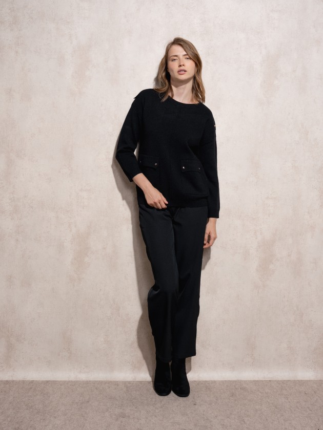 Camisola de malha com bolsos na frente