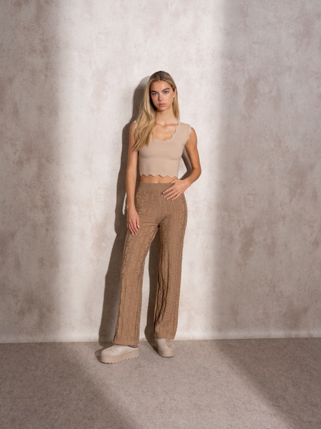 Cropped knit crop top