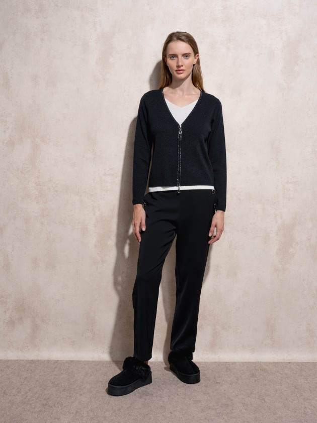 Knitted jacket with zipper