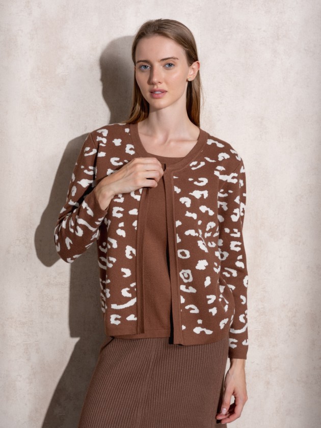 Jacquard knitted coat