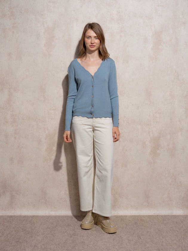 Knitted cardigan with gold buttons