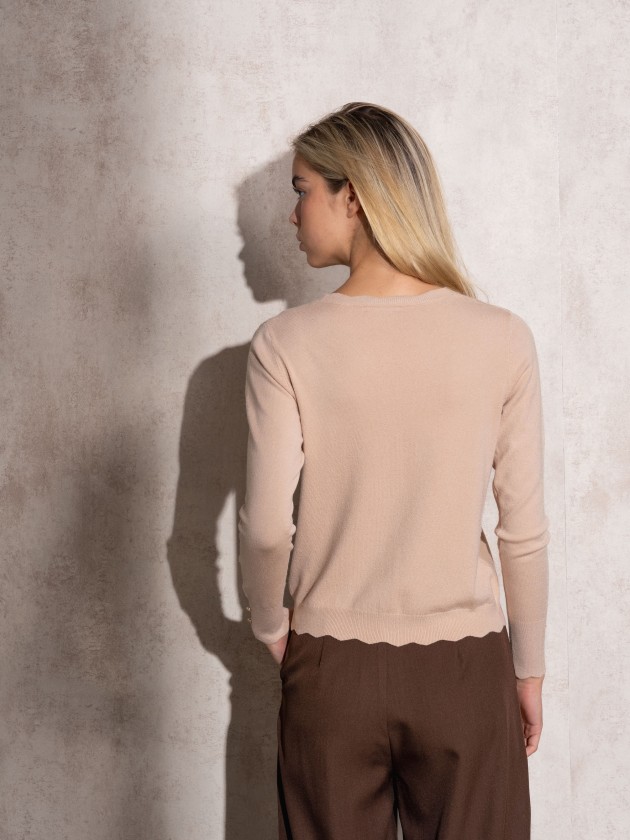 Knitted cardigan with gold buttons