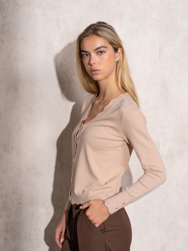 Knitted cardigan with gold buttons