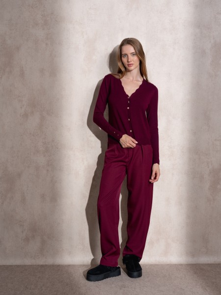 Cardigan em malha com botes dourados