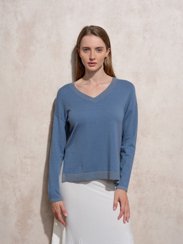 Camisola de malha com lurex de decote em bico