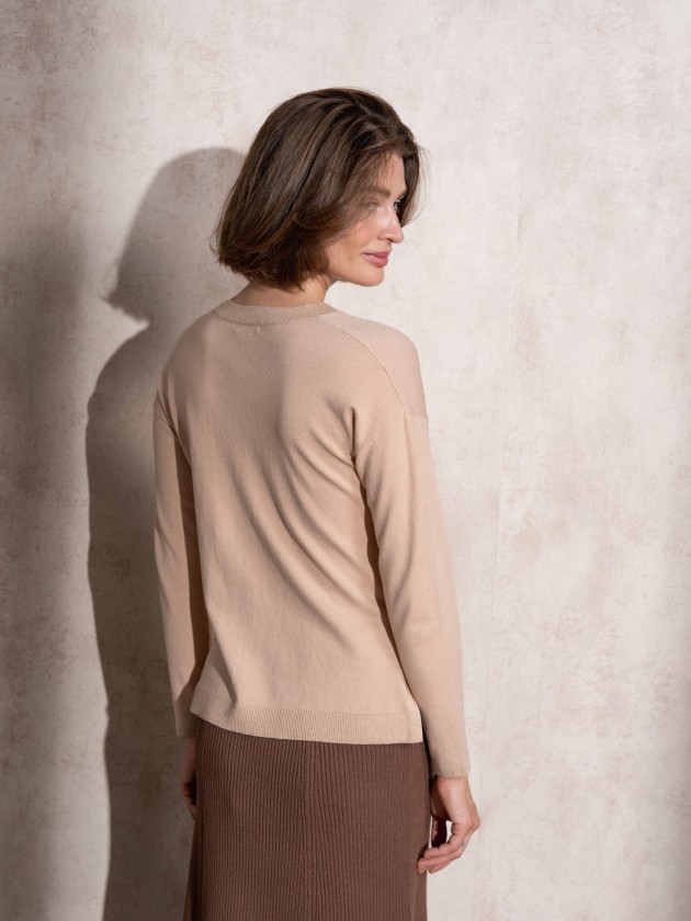 Camisola de malha com lurex de decote em bico