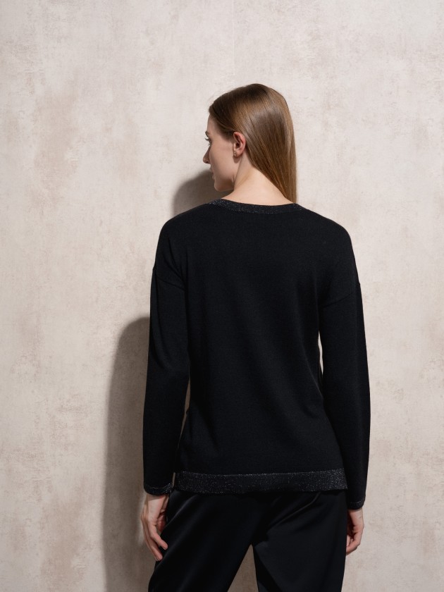 Camisola de malha com lurex de decote em bico