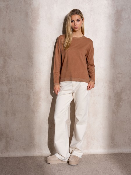 Round neck lurex knit sweater