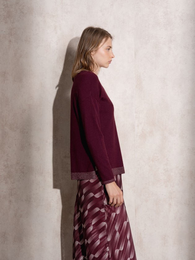 Round neck lurex knit sweater