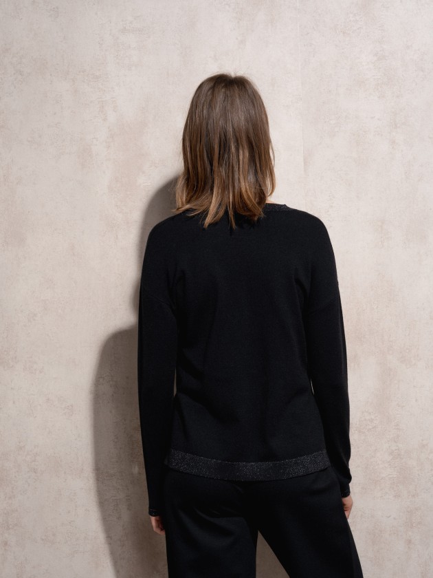Round neck lurex knit sweater