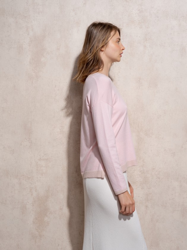 Round neck lurex knit sweater