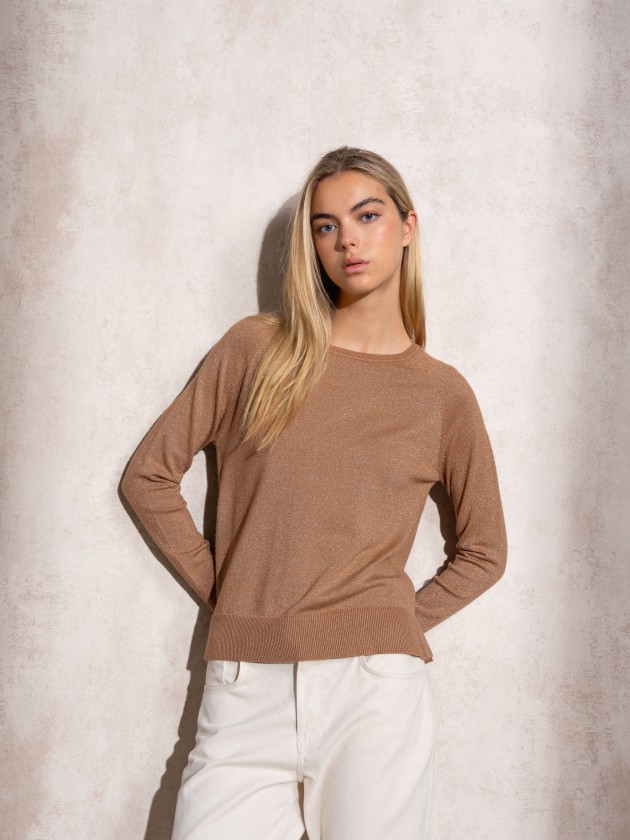 Round neck sweater with lurex