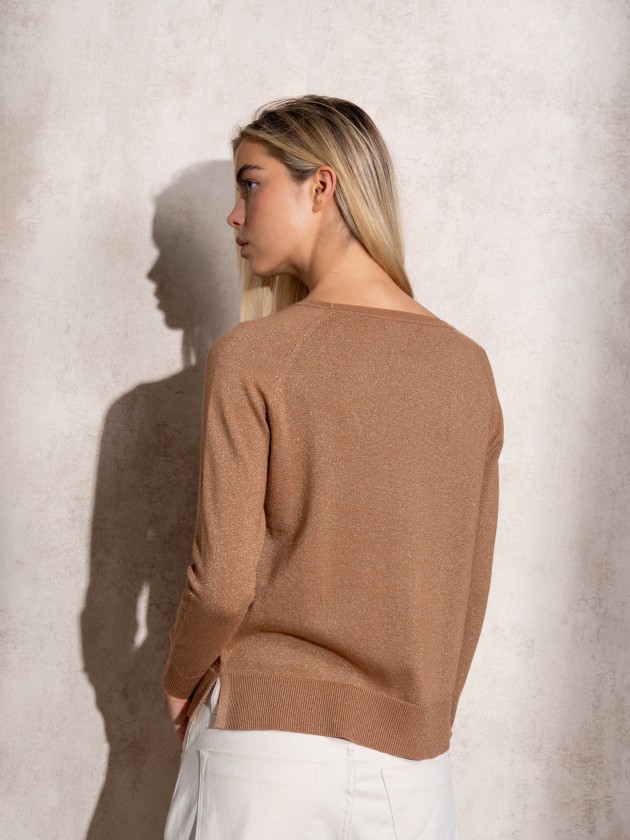 Round neck sweater with lurex