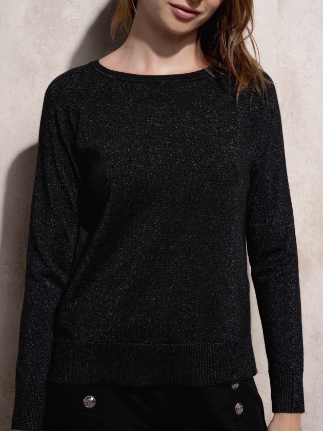 Round neck sweater with lurex