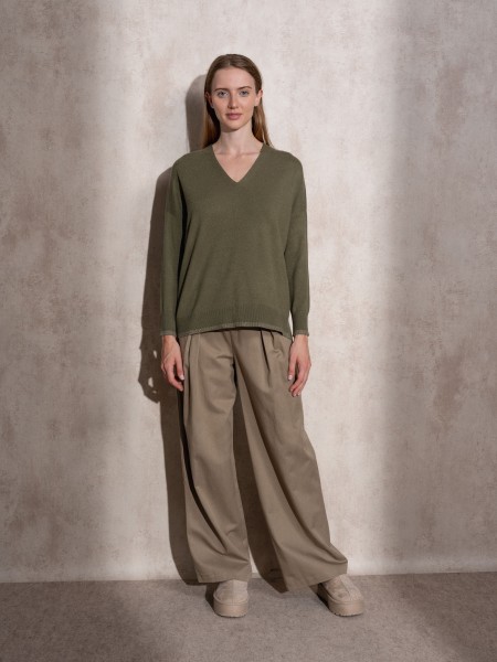 Camisola de malha com decote em bico