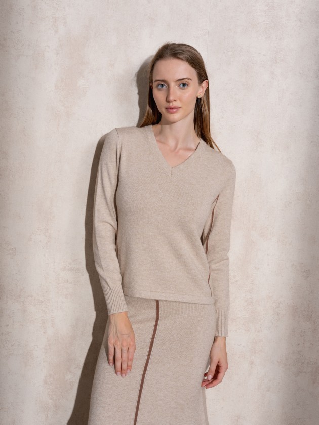 Camisola de malha com risca lateral