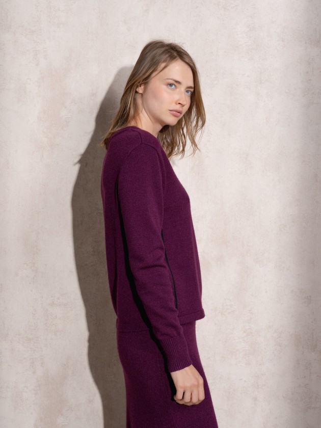 Camisola de malha com risca lateral