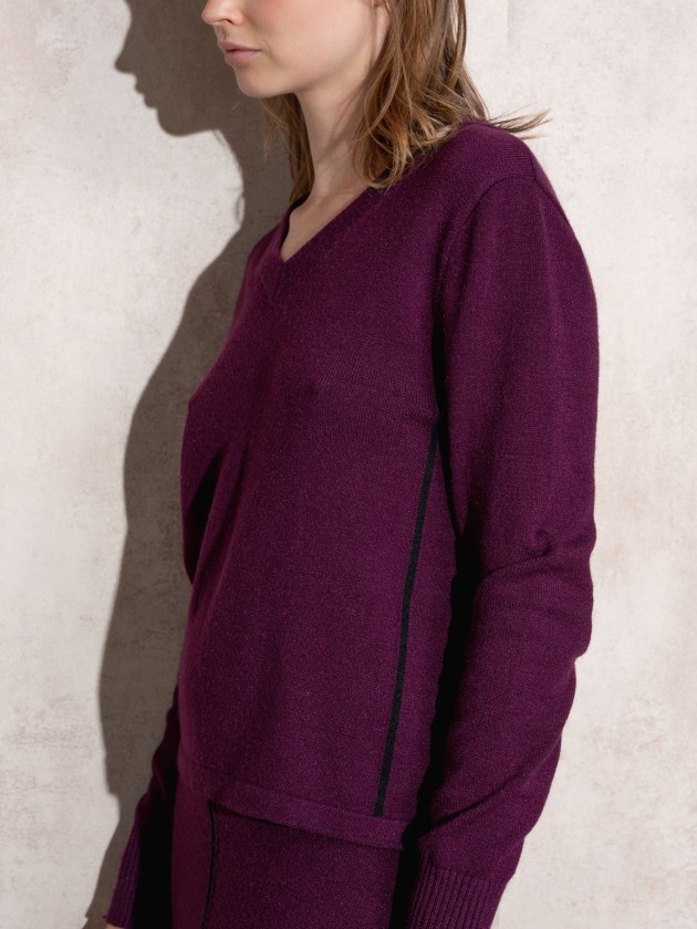 Camisola de malha com risca lateral