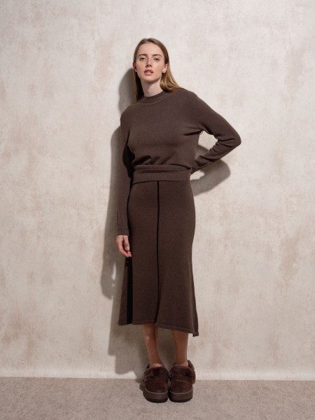 Jupe en tricot raye