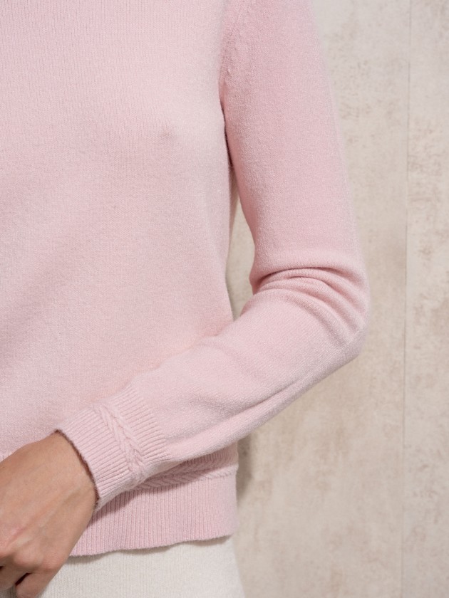 Knitted sweater with round neckline