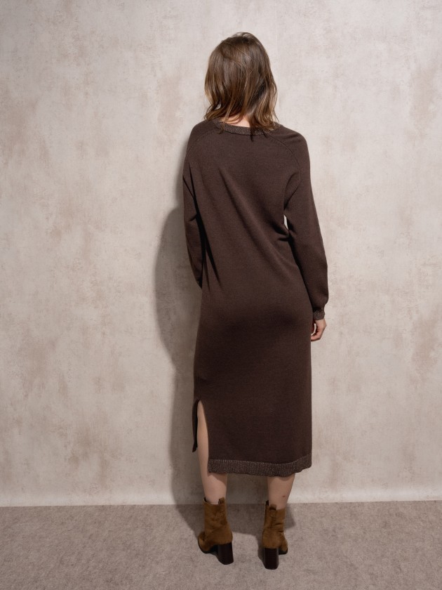 Long knitted dress with round neckline