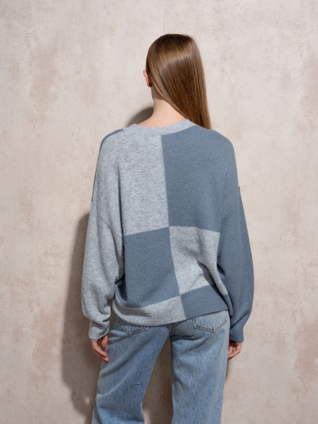 Checkered knit sweater