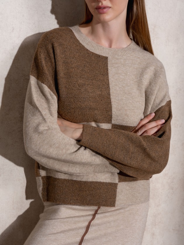 Checkered knit sweater