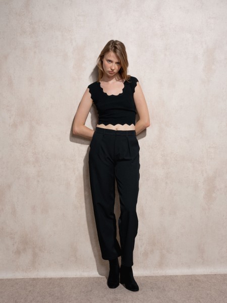 Pleated suit pants