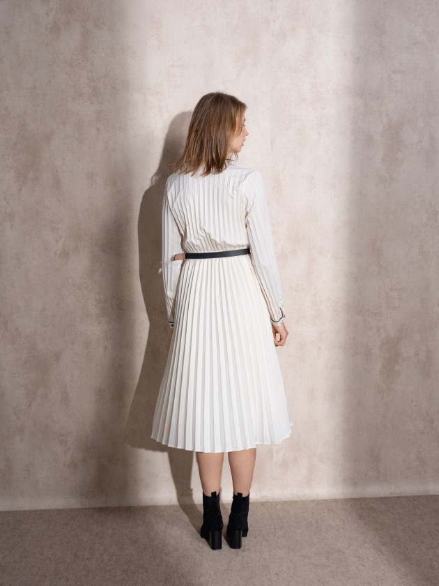 Vestido comprido plissado