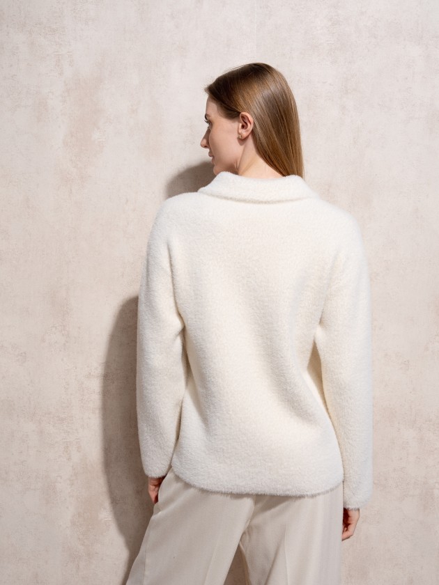 Short coat with fur effect