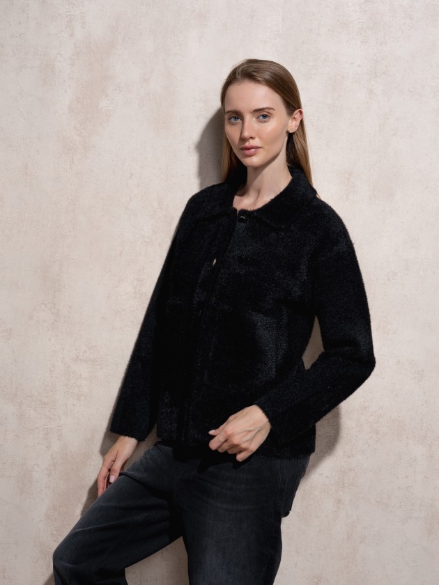 Short coat with fur effect