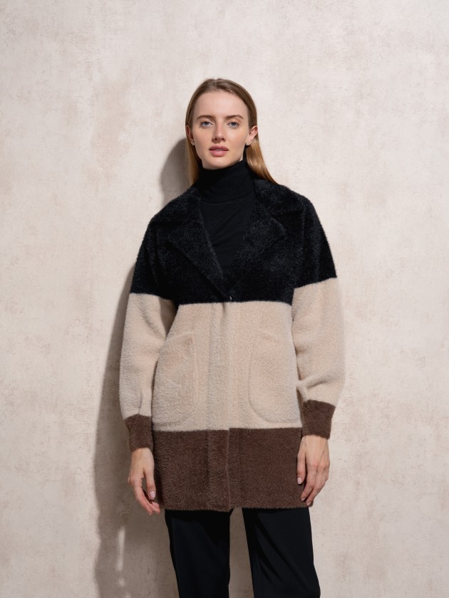Multicolor fur effect coat