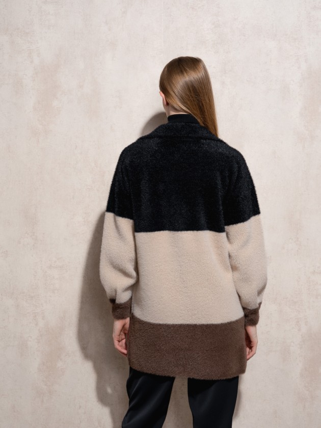 Multicolor fur effect coat
