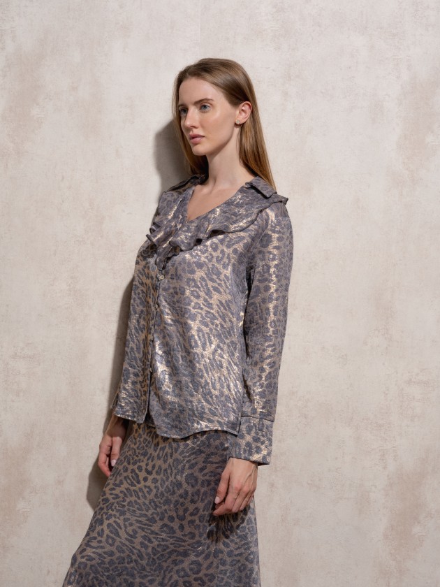 Blusa com estampa animal