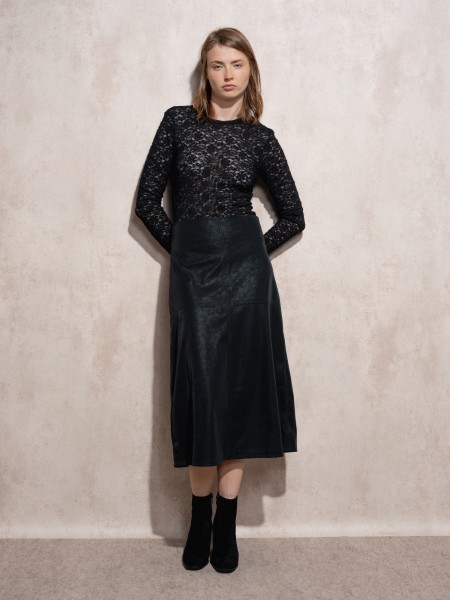 Midi skirt in faux leather
