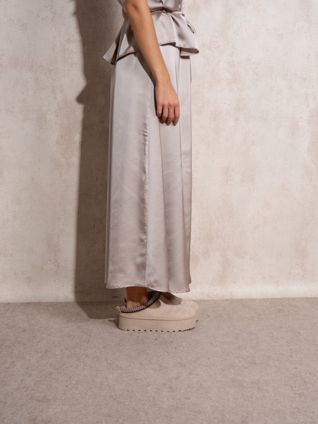 Jupe midi en satin