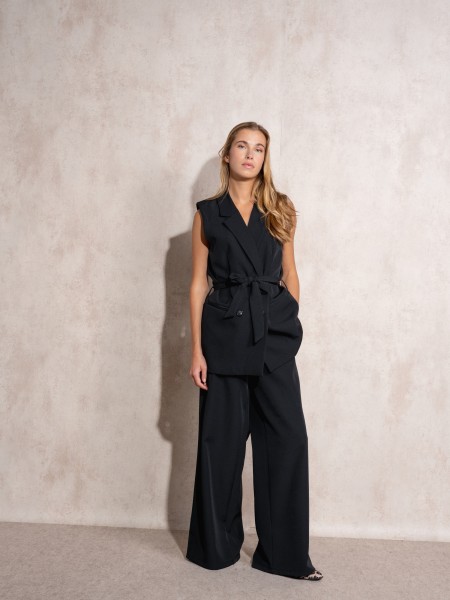 Wide leg pants