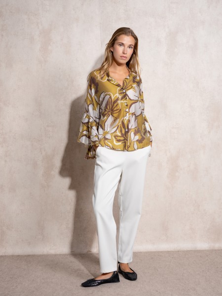 Printed shirt with ruffles