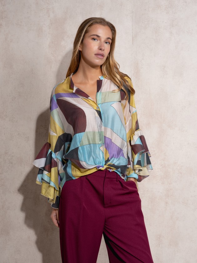 Blusa estampada com folhos