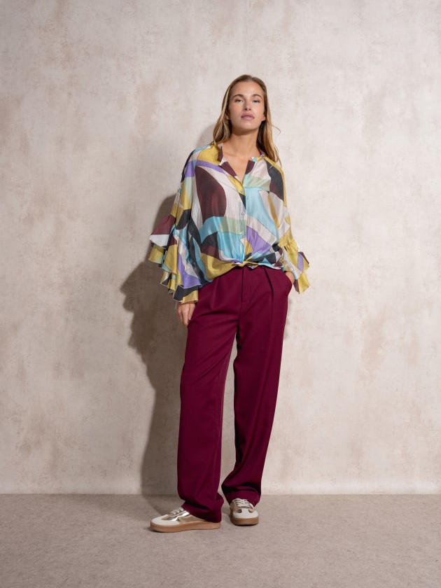 Blusa estampada com folhos