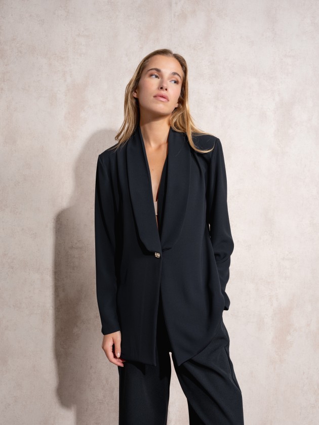 Flowing blazer with lapel