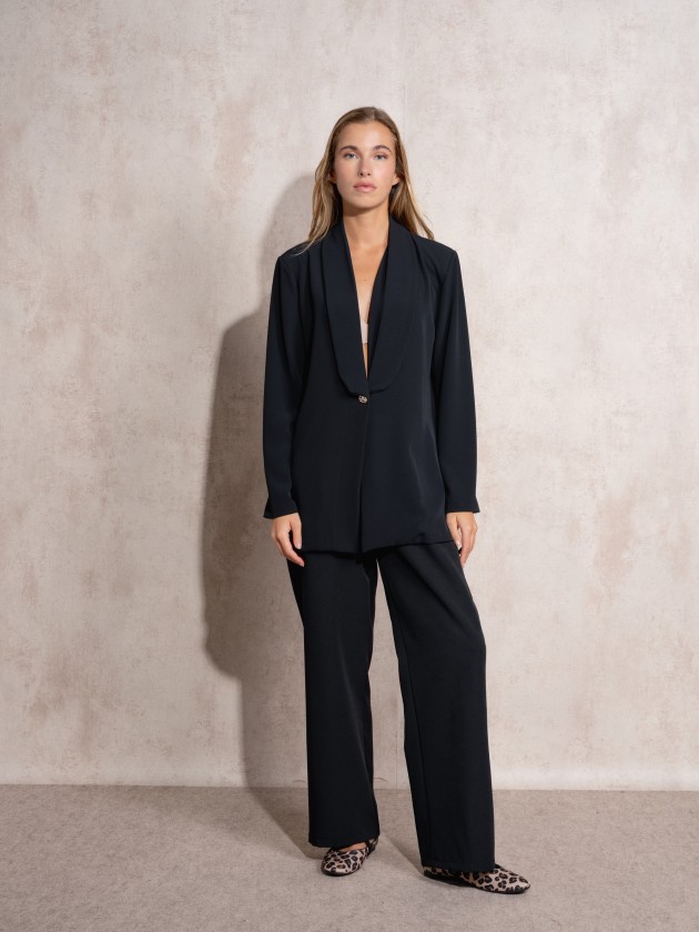 Flowing blazer with lapel