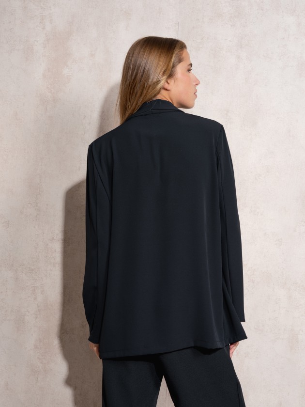 Flowing blazer with lapel