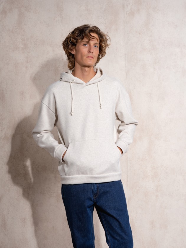 Sweater com capuz