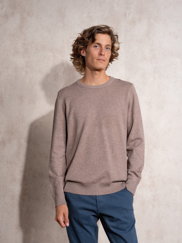 Camisola de malha com decote redondo