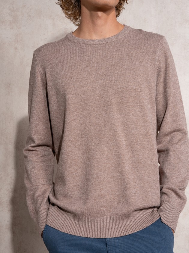 Camisola de malha com decote redondo