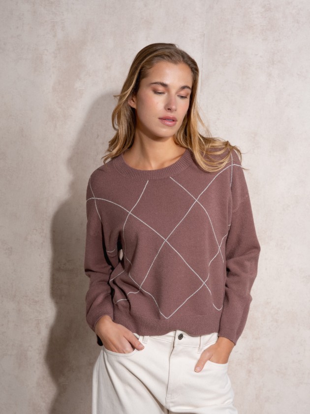 Knitted sweater with sparkles