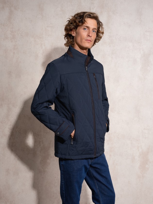 Padded jacket with zipper